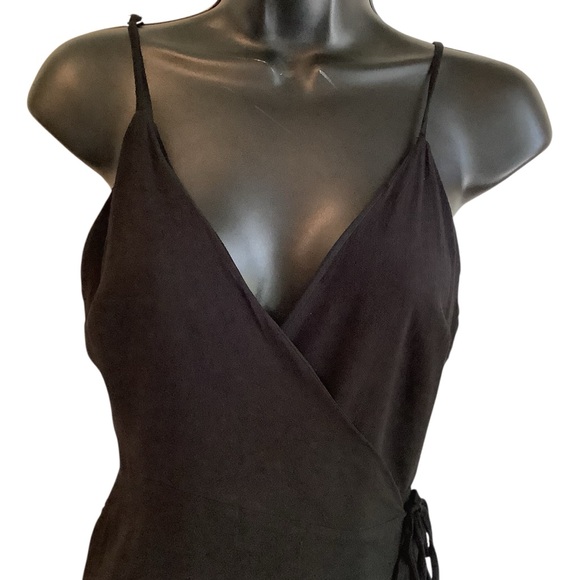 Honey Belle Black Wrap Dress with Shorts Underneath & Ruffle Hem WORN ONCE - Picture 2 of 12